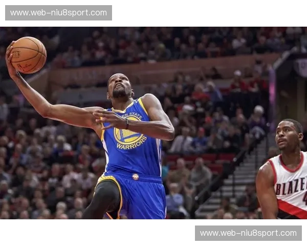 诸神黄昏的巅峰重影：为什么骑士vs勇士视频依然是每个篮球迷的终极收藏？